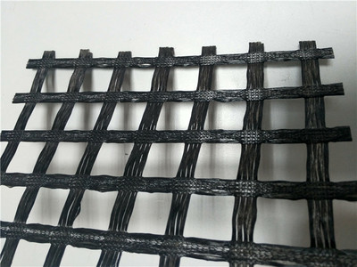 縱、橫向極限抗拉強度大于等于700kn/m雙向經編滌綸土工格柵_建筑材料欄目_