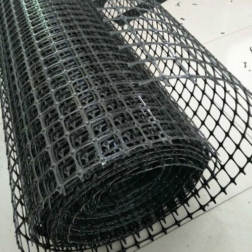 鋼塑土工格柵在工程建設(shè)與養(yǎng)殖領(lǐng)域的應用